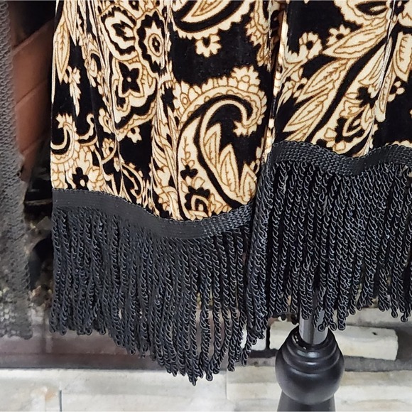 Judith March Black and Gold Velvet, Fringe, and‎ Mesh Kimono Jacket Size Medium - Picture 4 of 9